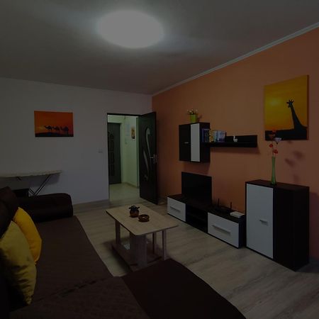 Zoldrebi Apartment Turda Exterior photo